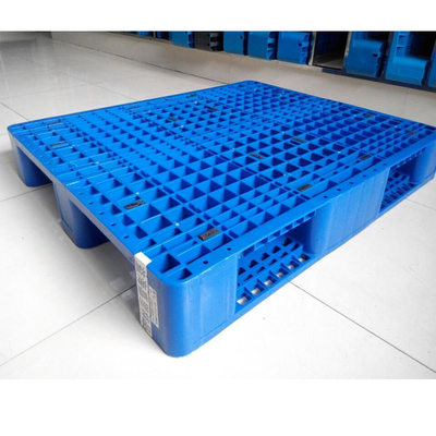 Pallet di plastica impilabile e non scivoloso Soluzione di stoccaggio affidabile e durevole