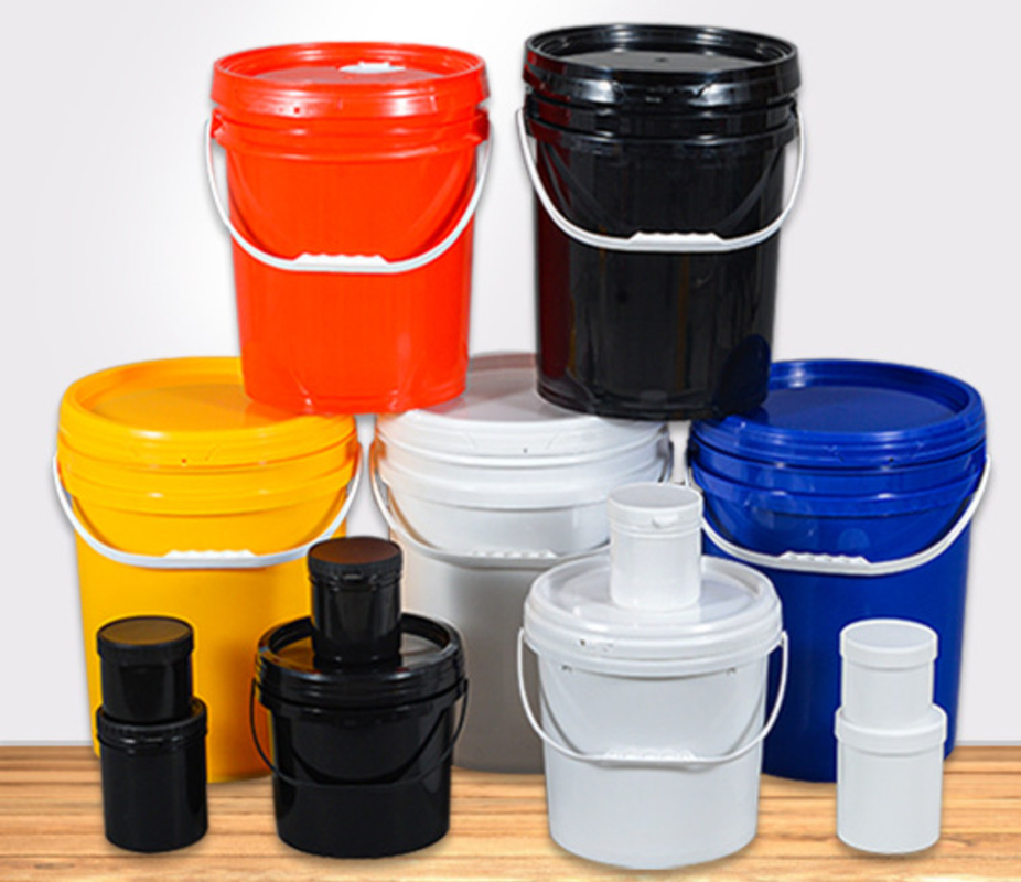 Bottile di plastica per la conservazione degli alimenti con confezione in sacchetto in PE