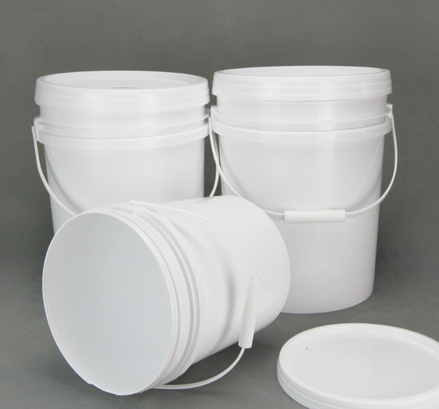 Botti di plastica impermeabili con copri e maniglie per la conservazione degli alimenti