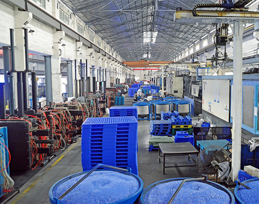Pallet in Hdpe in plastica Euro per impieghi gravosi Pe intero personalizzato misto