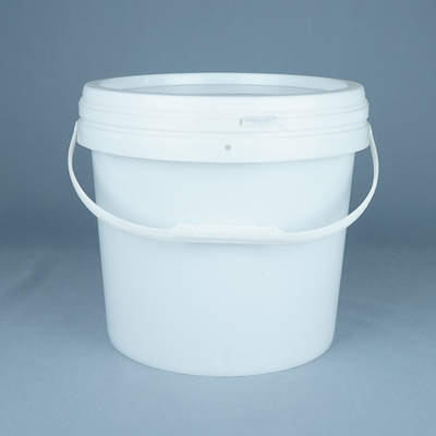 Un secchio di plastica circolare resistente con tecnologia di stampa a schermo