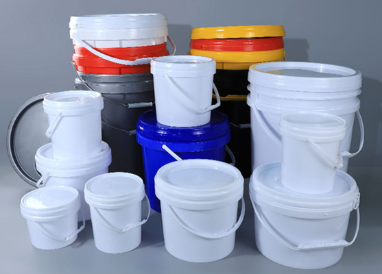 Varia capacità dei bacini petroliferi di plastica rotondi del secchio