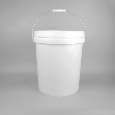 Secchio chimico materiale dell'HDPE del commestibile un secchio di plastica da 6 galloni con il coperchio