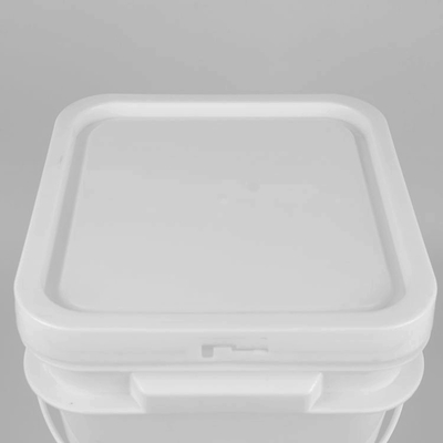 Bottile di vernice in plastica da 2 kg con becco per versamento e design impermeabile