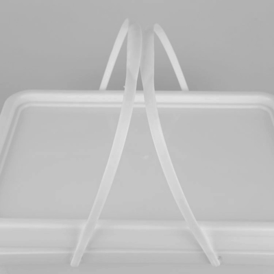 Tamburo rettangolare di imballaggio di plastica del commestibile 20kg con il coperchio e le maniglie doppie