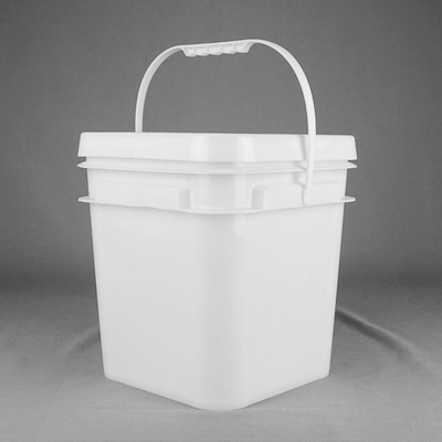 Bottile di plastica quadrata di qualità alimentare resistente agli urti e varietà di opzioni di stampa