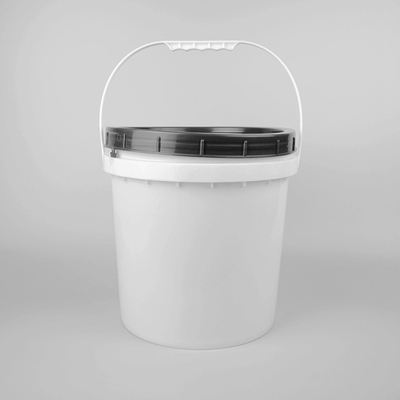 Secchi di plastica della sabbia di benvenuto 8L del ODM dell'OEM i piccoli innaffiano il secchio di stoccaggio con il coperchio della vite