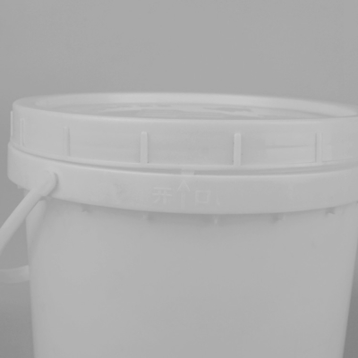 Secchi di plastica della sabbia di benvenuto 8L del ODM dell'OEM i piccoli innaffiano il secchio di stoccaggio con il coperchio della vite
